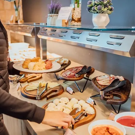 Crni Vrh Hotel Divčibare